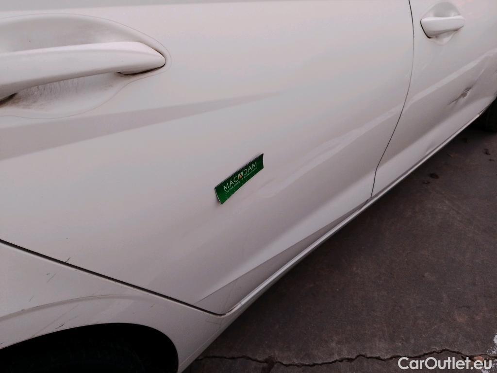  Hyundai  i20 HYUNDAI  / 2020 / 5P / berlina con portón 1.0 TGDI 74kW (100CV) 48V Essence #15