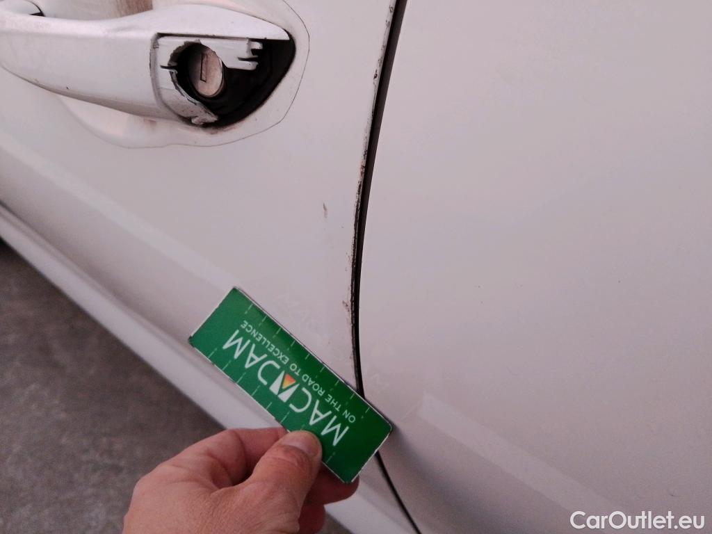  Hyundai  i20 HYUNDAI  / 2020 / 5P / berlina con portón 1.0 TGDI 74kW (100CV) 48V Essence #19