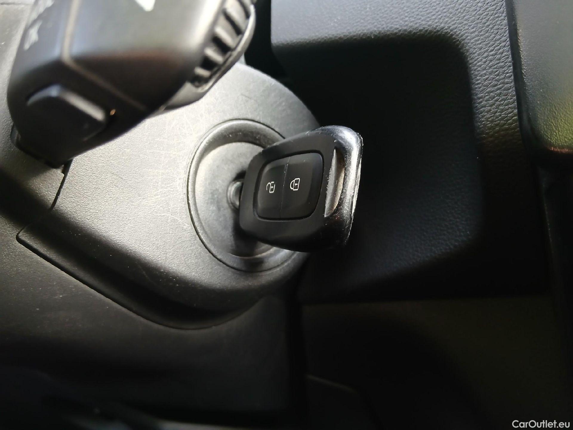  Dacia  Duster DACIA  / 2018 / 5P / todoterreno Comfort Blue dCi 85kW (115CV) 4X4 #1