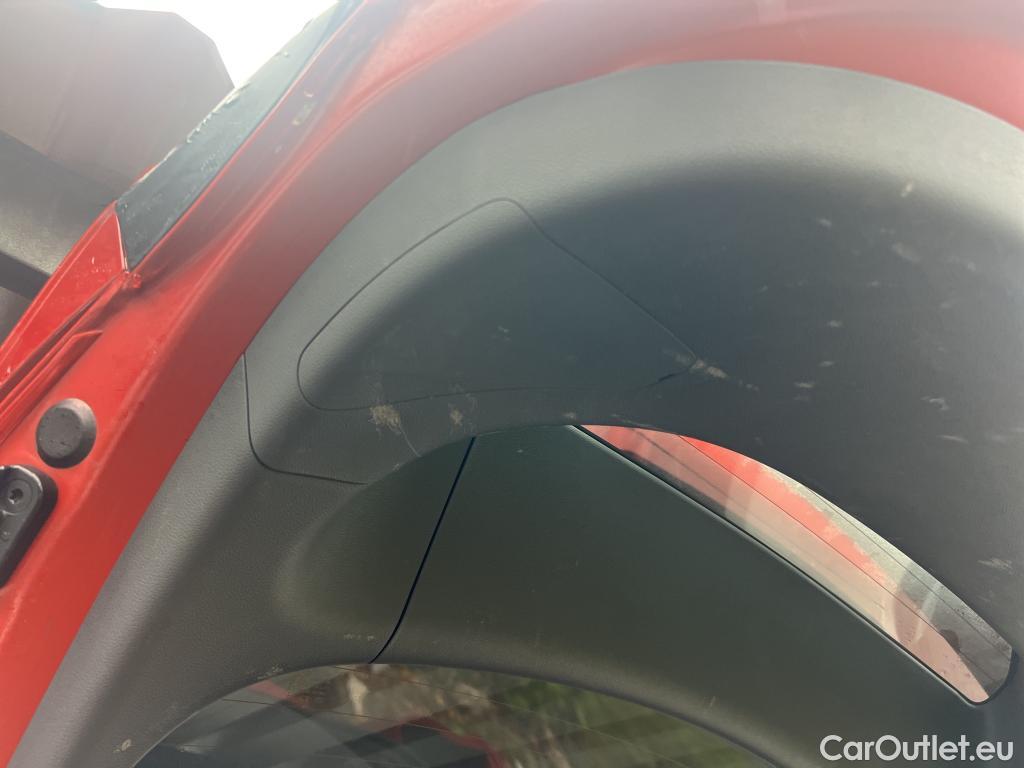  Hyundai   Ioniq HYUNDAI / 2016 / 5P / berlina con portón 1.6 GDI HEV Klass DT #7