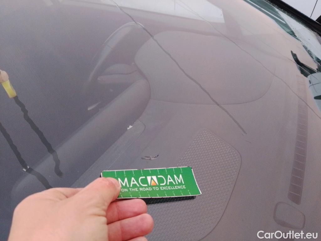  Hyundai  i20 HYUNDAI  / 2020 / 5P / berlina con portón 1.0 TGDI 74kW (100CV) 48V Essence #21