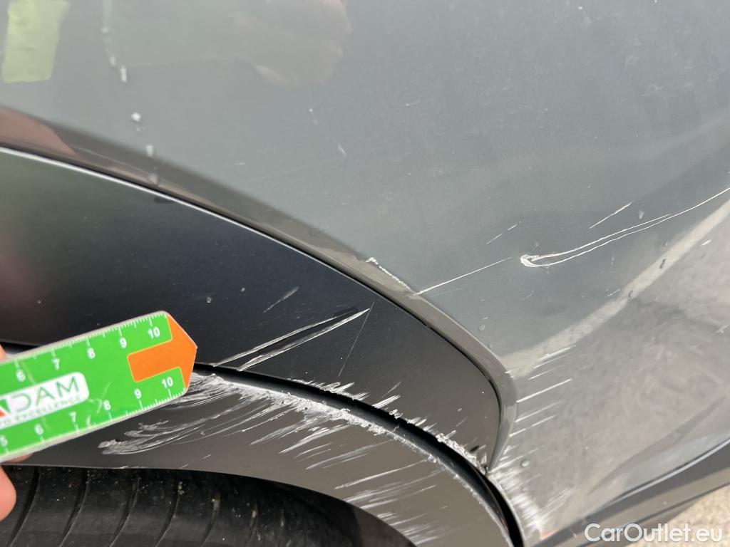  Hyundai  Konna HYUNDAI Kona / 2017 / 5P / todoterreno 1.6 GDI HEV SLE DCT #38