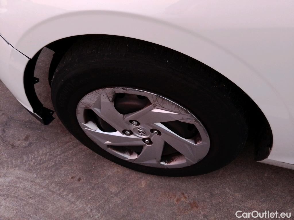  Hyundai  i20 HYUNDAI  / 2020 / 5P / berlina con portón 1.0 TGDI 74kW (100CV) 48V Essence #34