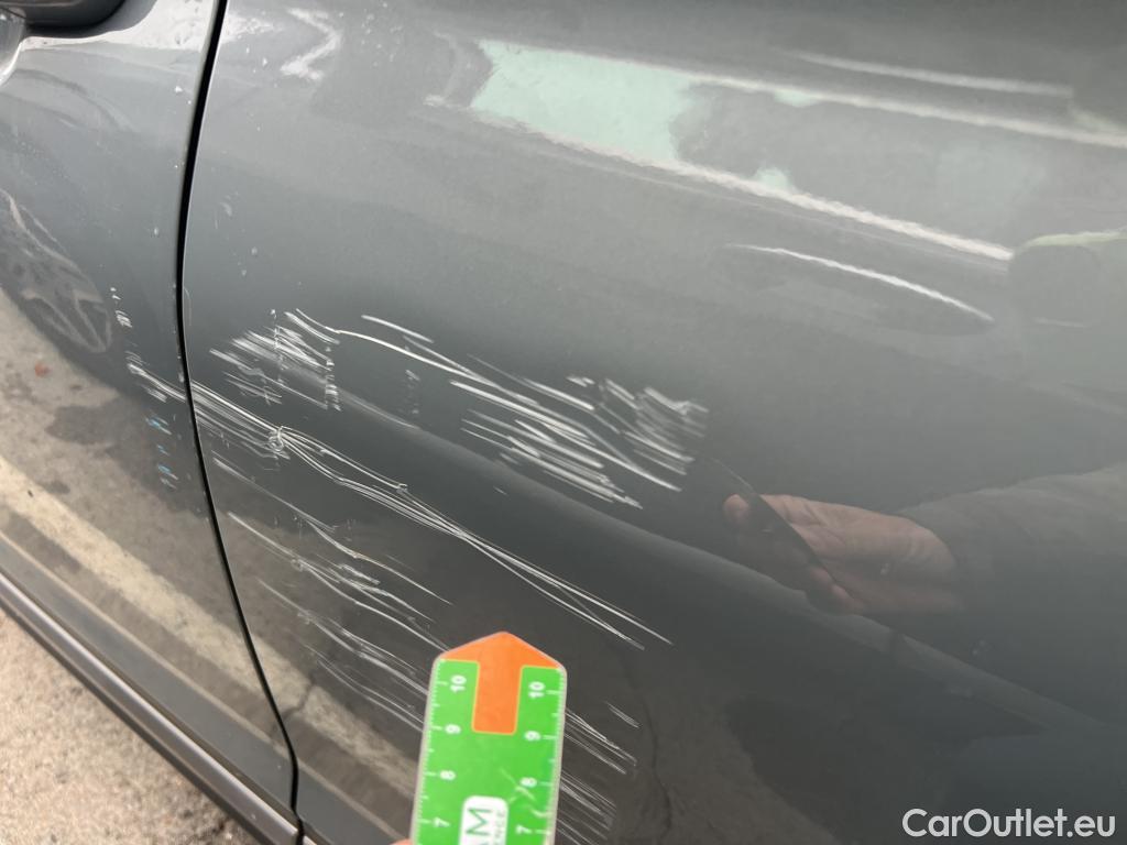  Hyundai  Konna HYUNDAI Kona / 2017 / 5P / todoterreno 1.6 GDI HEV SLE DCT #20