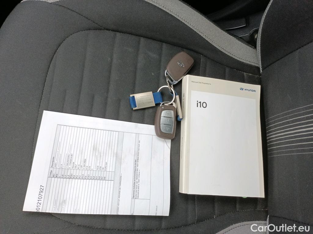  Hyundai  i10 HYUNDAI  / 2020 / 5P / berlina con portón 1.2 Tecno AT 2C #6
