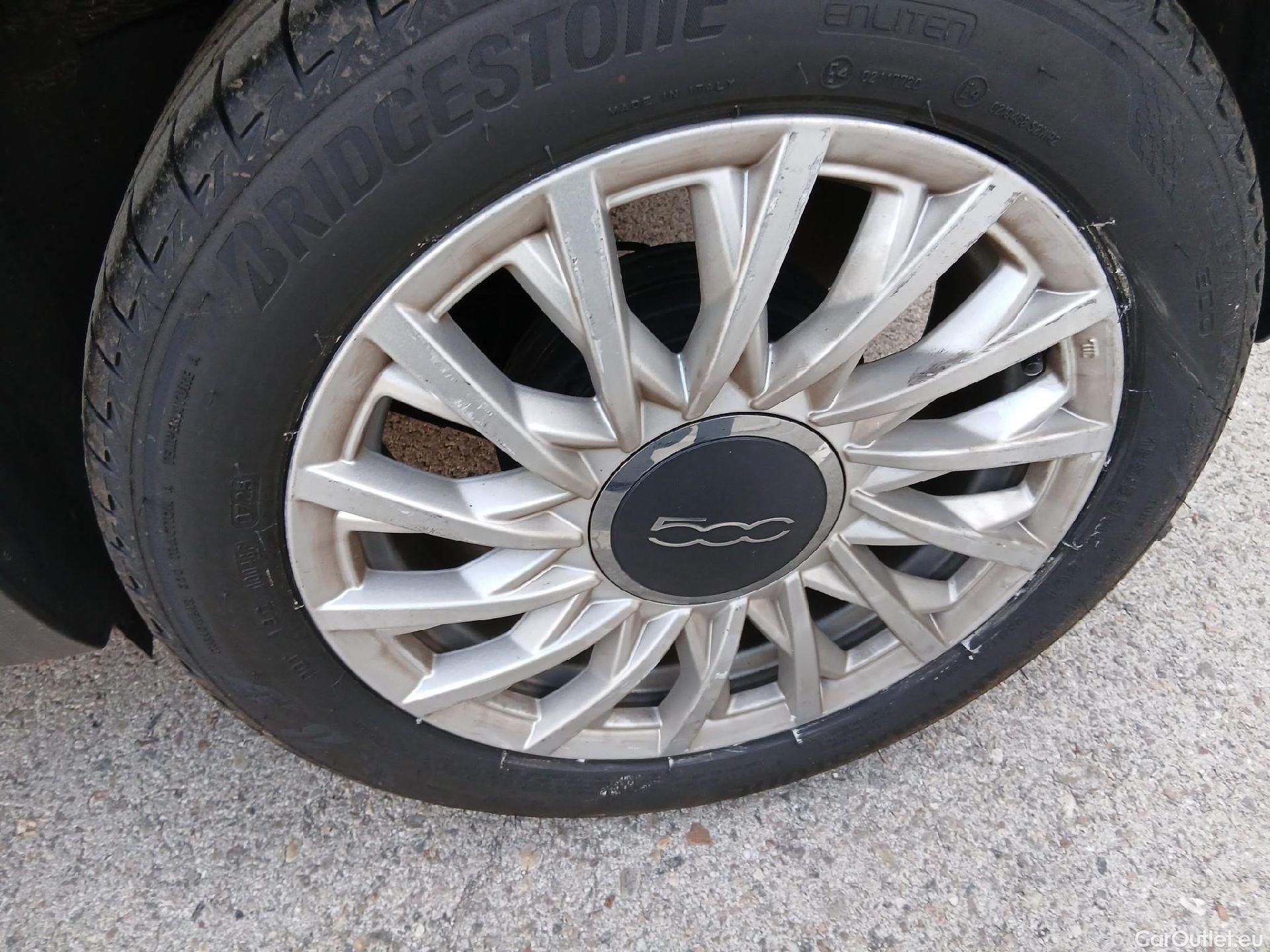  Fiat  500 FIAT  / 2015 / 3P / berlina con portón Lounge 1.2 8v 51KW (69 CV) (AC) #20