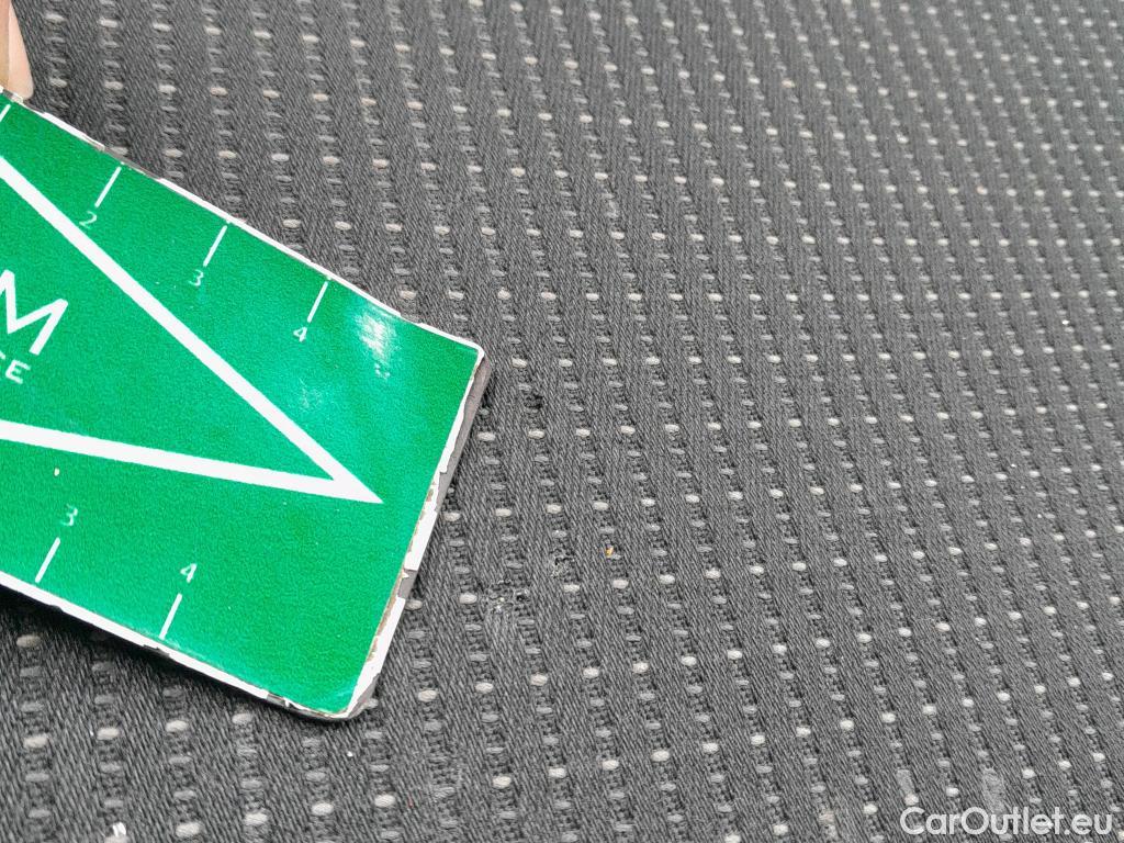  KIA  Sportage KIA  / 2018 / 5P / todoterreno 1.6 MHEV Black Edition 100kW (136CV) 4x2(SP) #4