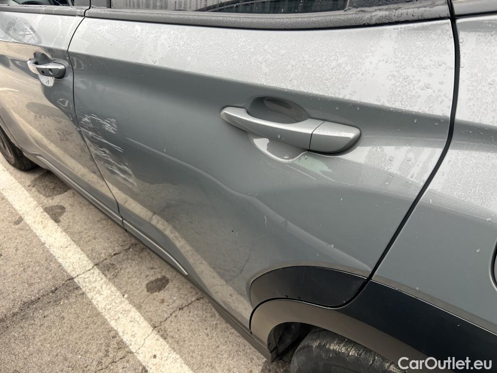  Hyundai  Konna HYUNDAI Kona / 2017 / 5P / todoterreno 1.6 GDI HEV SLE DCT #19