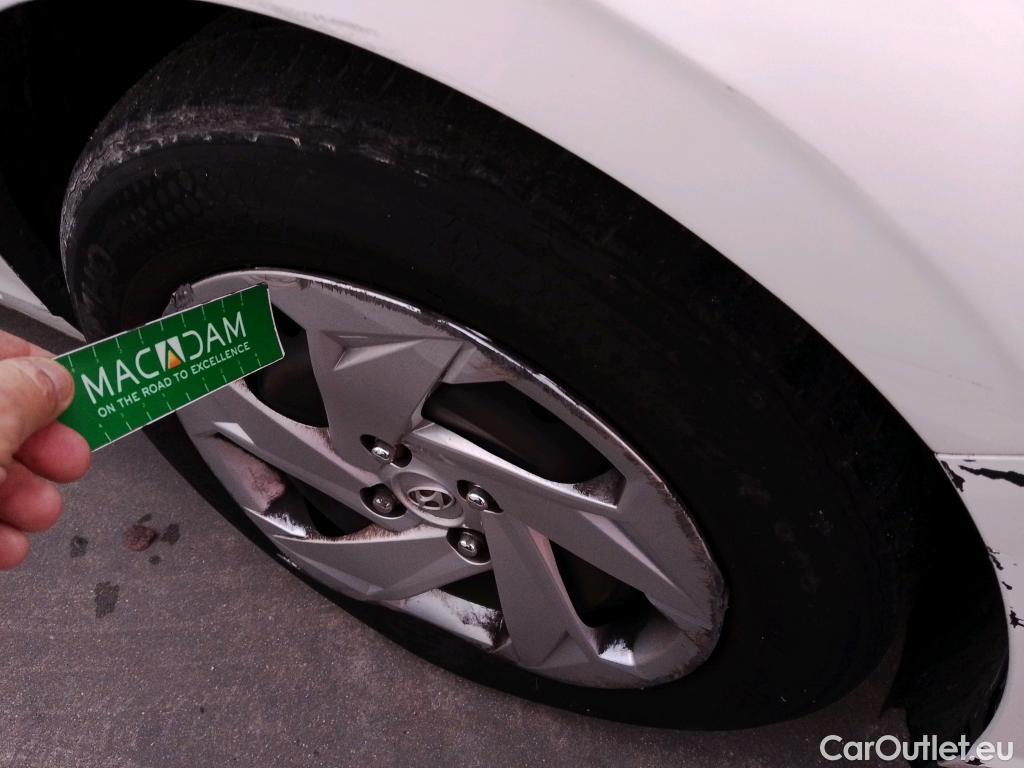  Hyundai  i20 HYUNDAI  / 2020 / 5P / berlina con portón 1.0 TGDI 74kW (100CV) 48V Essence #33