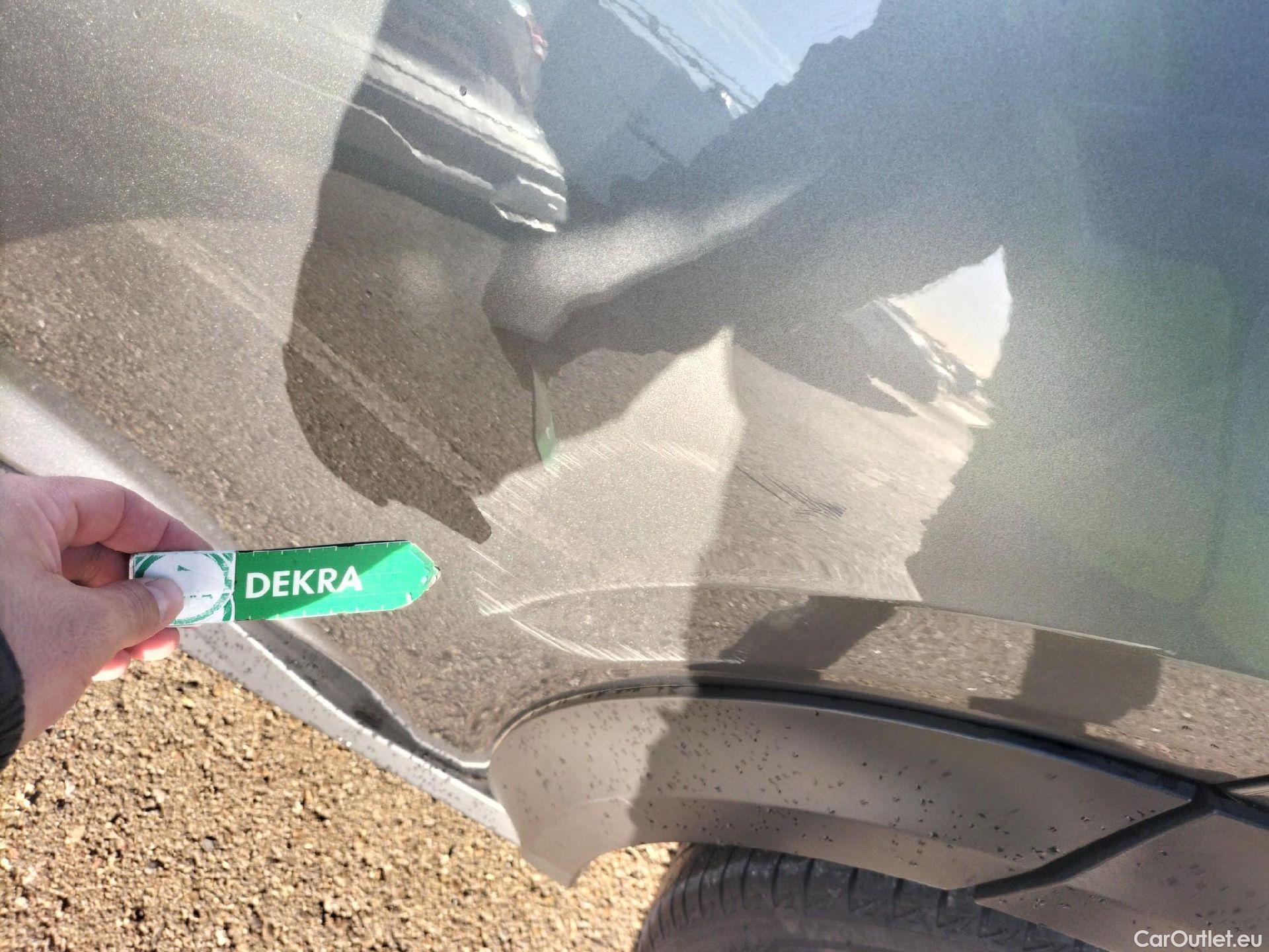  Nissan  Juke NISSAN  / 2019 / 5P / crossover DIG-T 84 kW (114 CV) DCT 7 V N-Connecta (AC2) #18