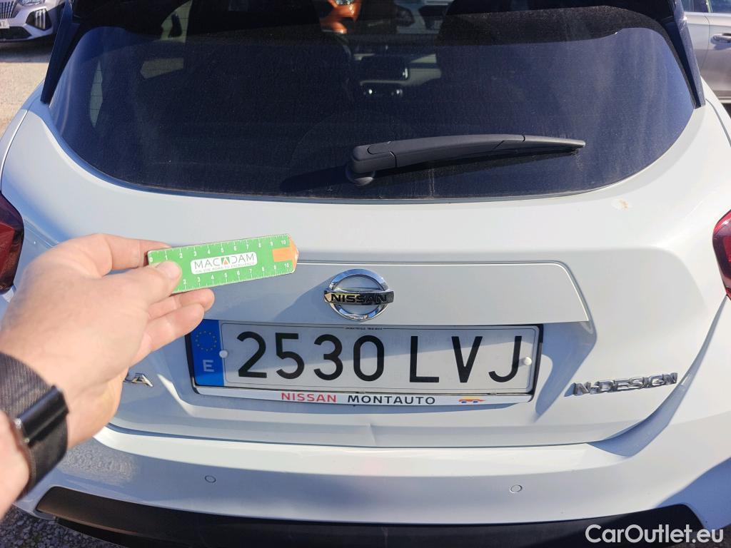  Nissan  Micra NISSAN  / 2017 / 5P / berlina con portón IG-T 68 kW (92 CV) E6D-F N-Design Black #1