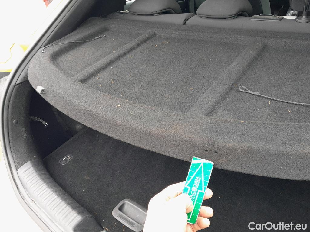  KIA  XCeed KIA  / 2019 / 5P / todoterreno 1.0 T-GDi Drive 88kW (120CV) #4