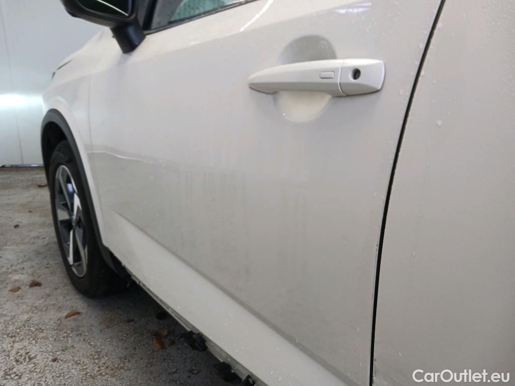  Nissan  Qashqai NISSAN  / 2021 / 5P / todoterreno DIG-T 103kW N-Connecta (Skyline Pack) #3