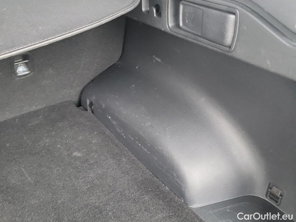  KIA  Sportage KIA  / 2022 / 5P / todoterreno 1.6 T-GDi 110kW (150CV) Drive 4x2 #5