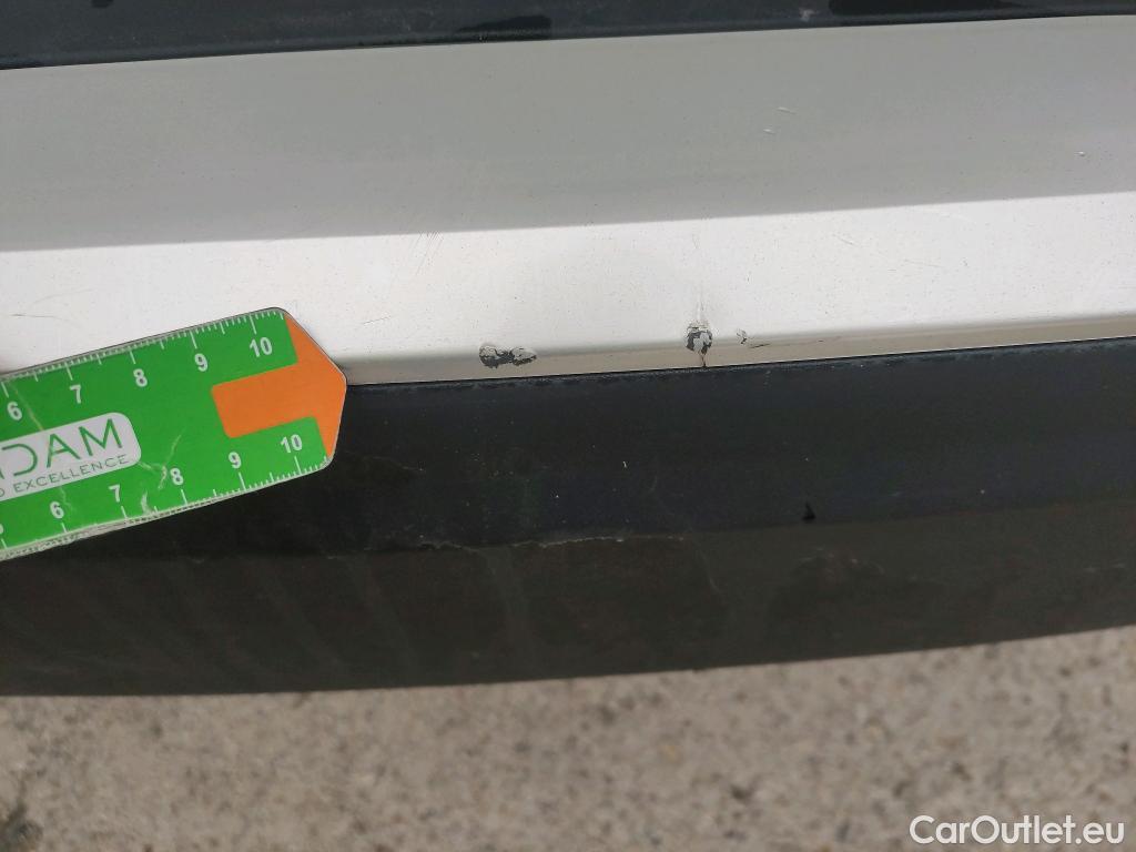  Peugeot  2008 PEUGEOT  / 2019 / 5P / todoterreno Active Puretech 100 S&S BVM6 #2