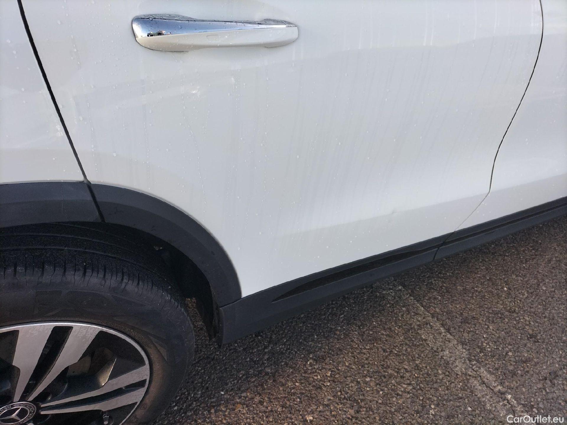  Mercedes  GLA MERCEDES-BENZ  / 2020 / 5P / todoterreno  200 #18