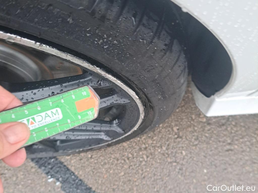  Mercedes  A-Klasse MERCEDES-BENZ Clase A / 2018 / 5P / berlina con portón Mercedes-AMG A 45 S 4MATIC+ #6