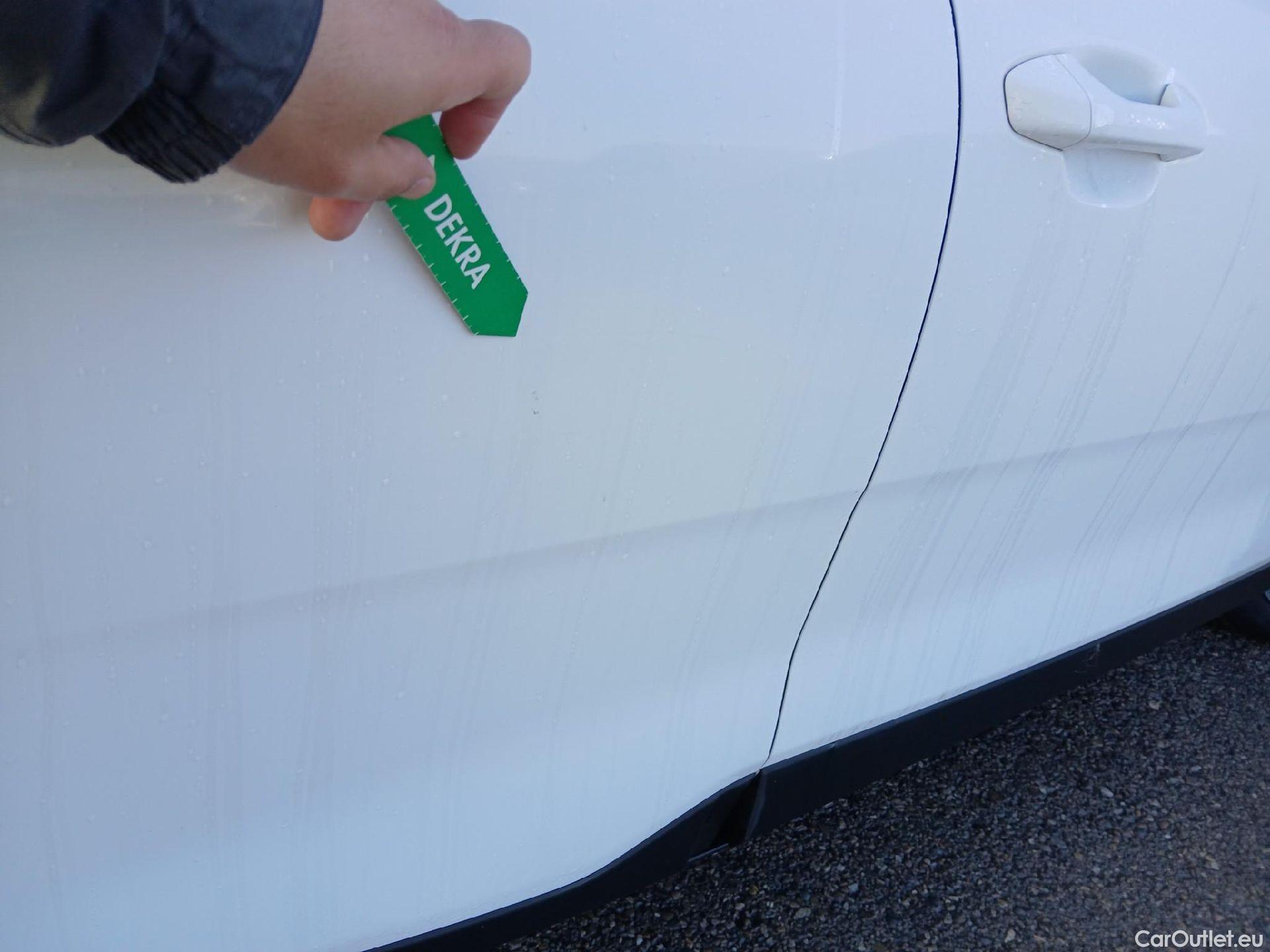  KIA  STONIC KIA  / 2017 / 5P / todoterreno 1.0 T-GDi 74kW (100CV) MHEV iMT Drive #10