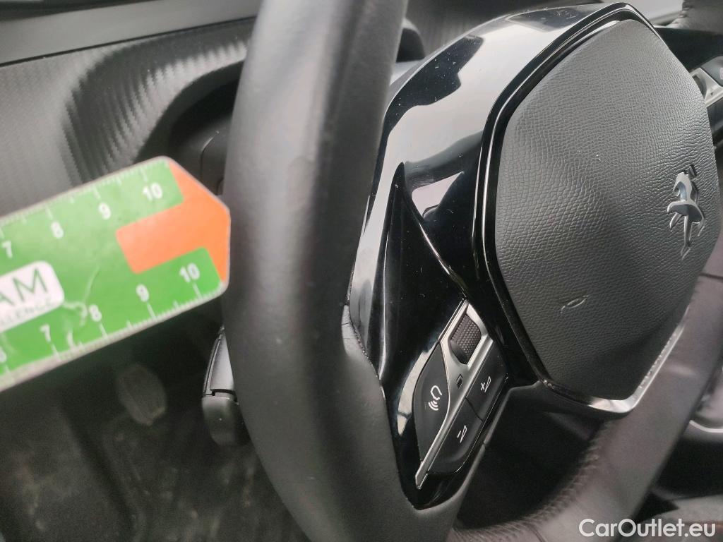  Peugeot  2008 PEUGEOT  / 2019 / 5P / todoterreno Active Puretech 100 S&S BVM6 #15