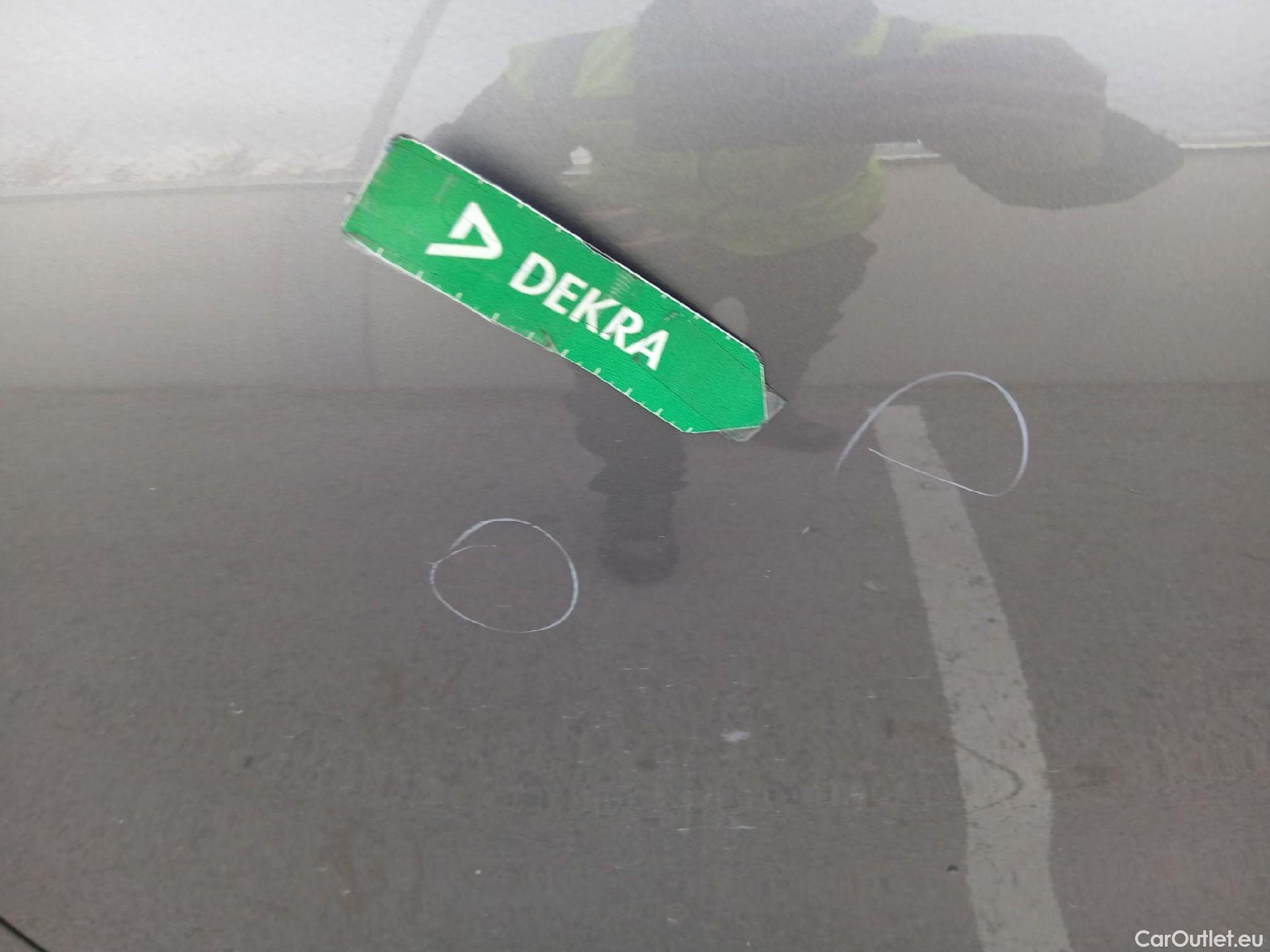  Renault  Captur RENAULT  / 2020 / 5P / todoterreno Zen TCe 140CV GPF Micro Híbrido #11