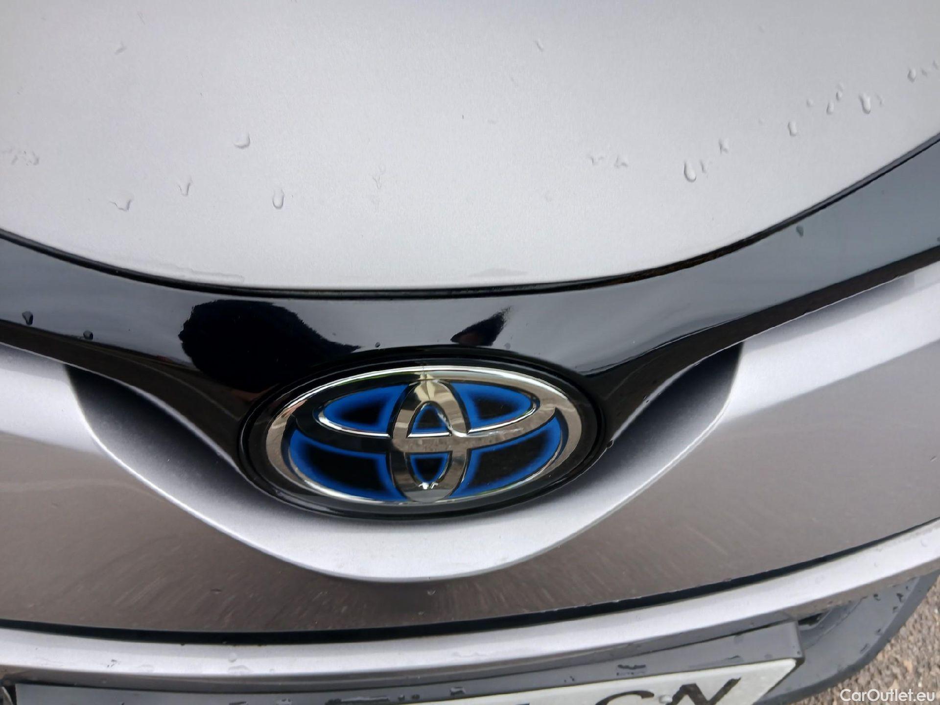  Toyota  C-HR TOYOTA  / 2016 / 5P / todoterreno 1.8 125H Advance (CX) #7