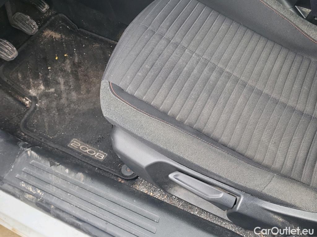  Peugeot  2008 PEUGEOT  / 2019 / 5P / todoterreno Active BlueHDI 100 S&S BVM6 #5