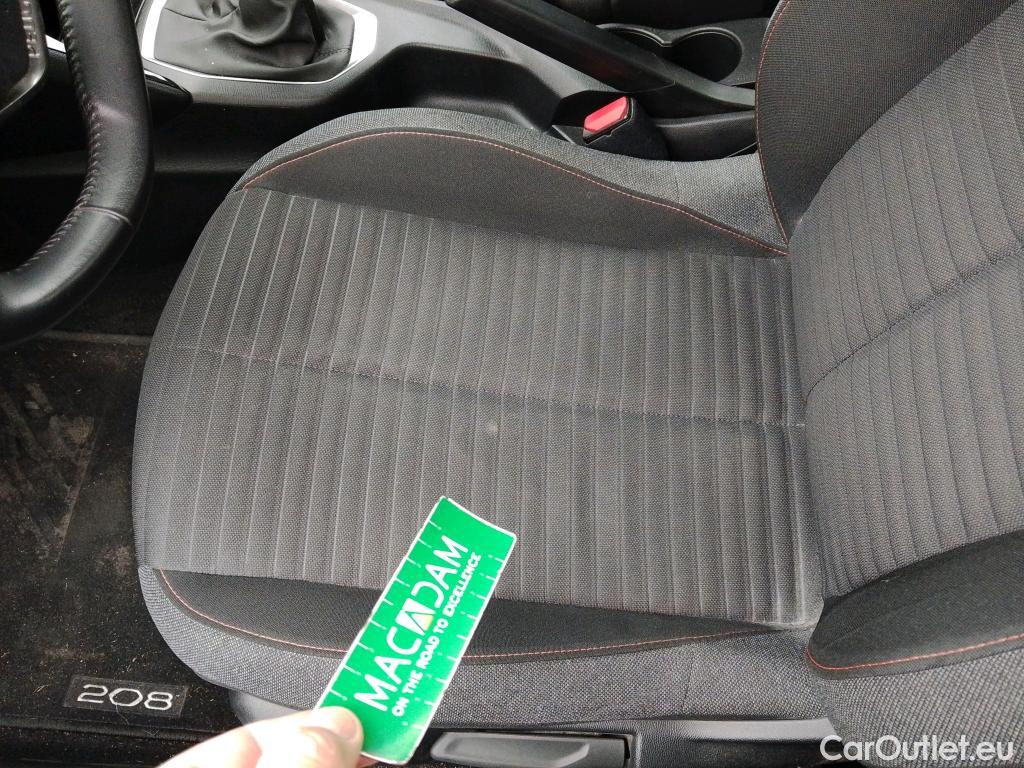  Peugeot  208 PEUGEOT  / 2019 / 5P / berlina con portón BlueHDi 73kW (100CV) Active Pack (AC) #8