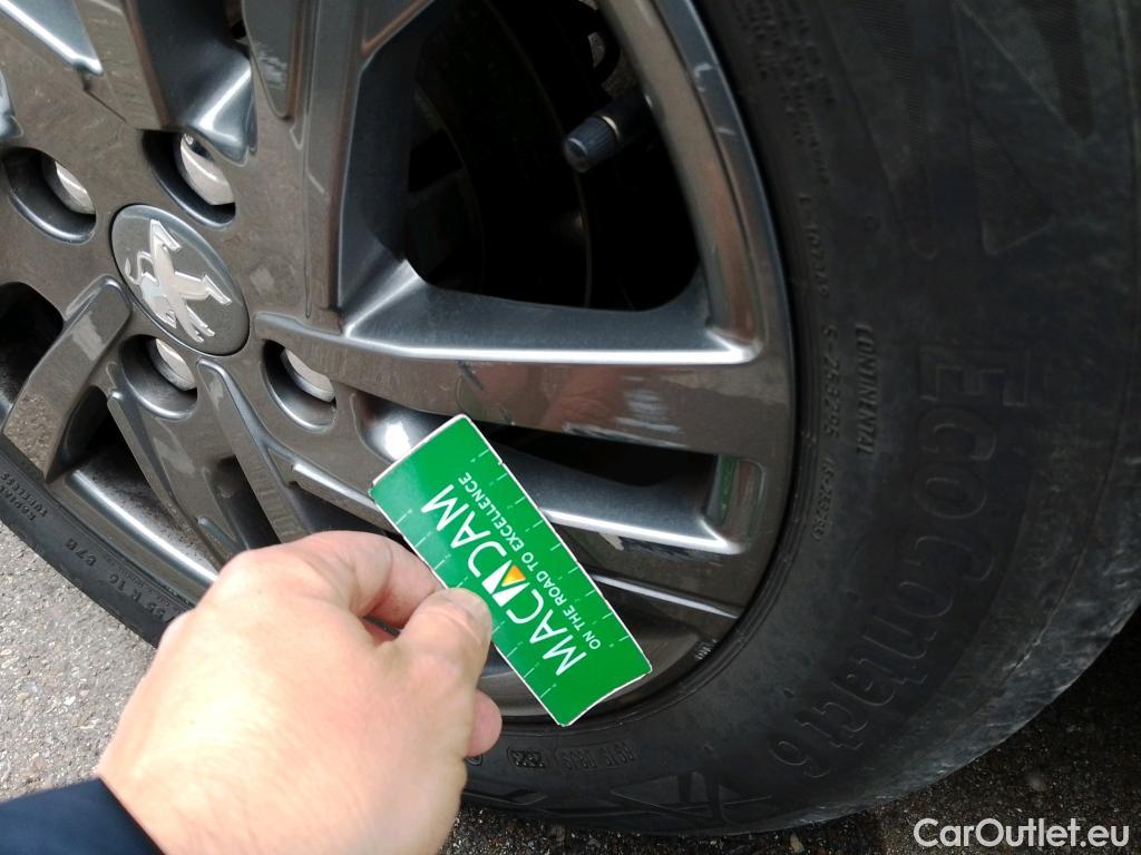  Peugeot  208 PEUGEOT  / 2019 / 5P / berlina con portón BlueHDi 73kW (100CV) Active Pack (AC) #12