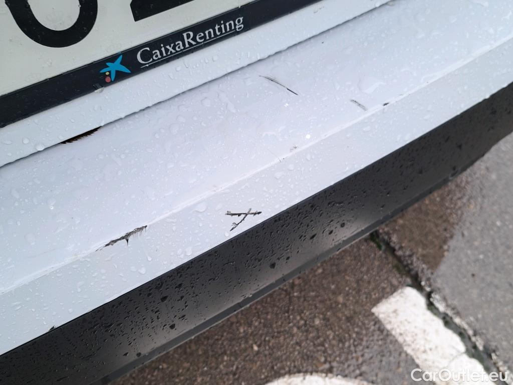  Peugeot  308 PEUGEOT  / 2021 / 5P / familiar SW Active Pack BlueHDi 130 S&S EAT8 #6