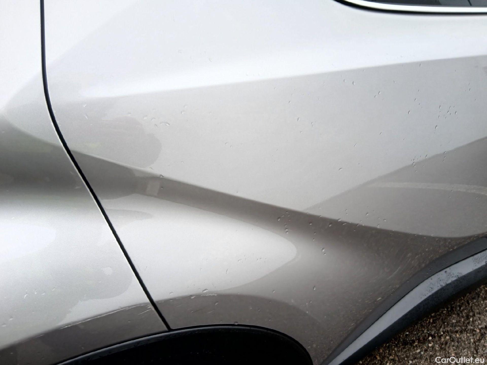  Toyota  C-HR TOYOTA  / 2016 / 5P / todoterreno 1.8 125H Advance (CX) #25