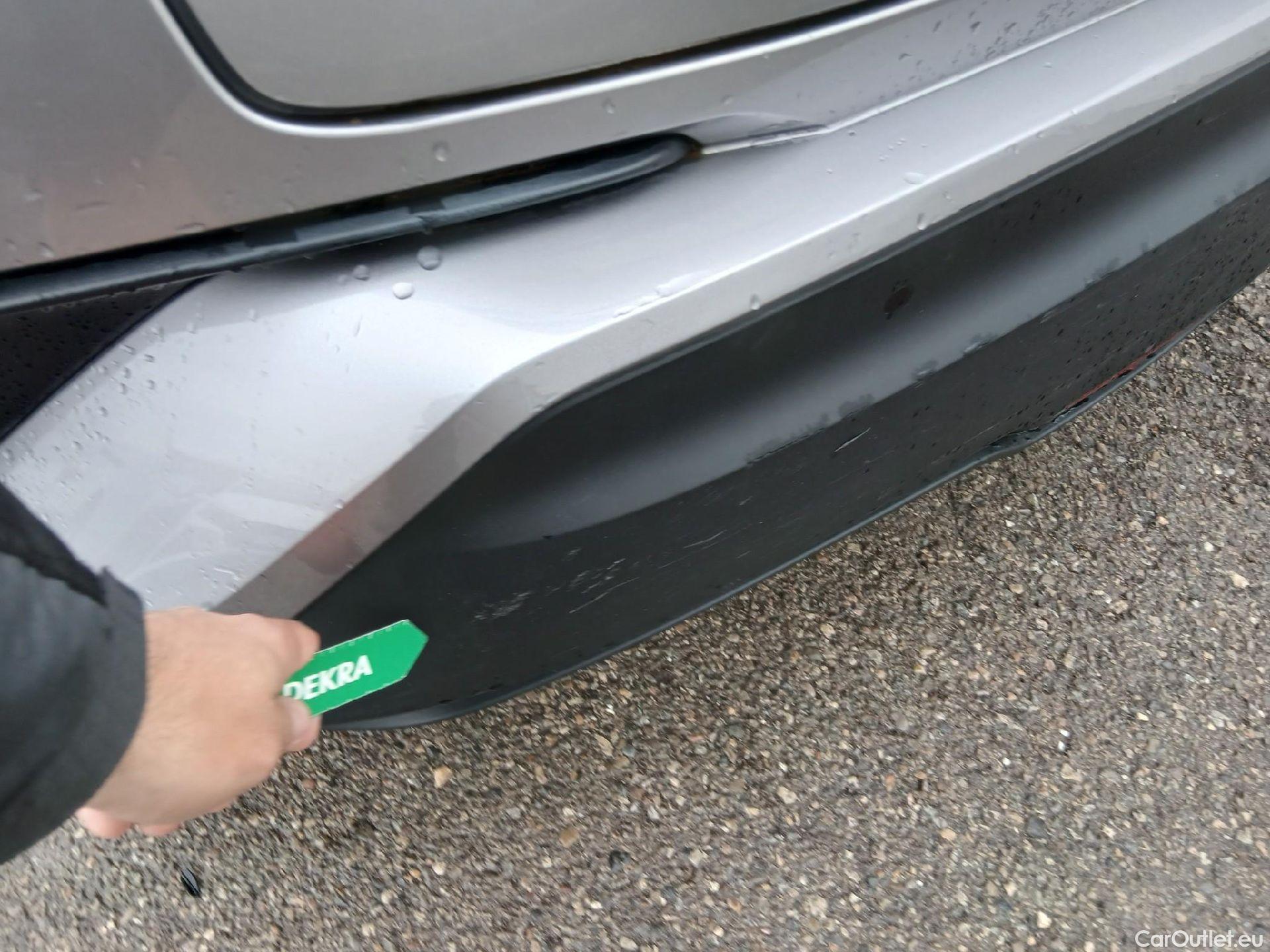  Toyota  C-HR TOYOTA  / 2016 / 5P / todoterreno 1.8 125H Advance (CX) #15