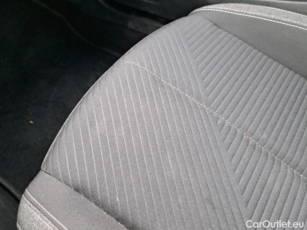  Peugeot  308 PEUGEOT  / 2021 / 5P / familiar SW Active Pack BlueHDi 130 S&S EAT8 #8