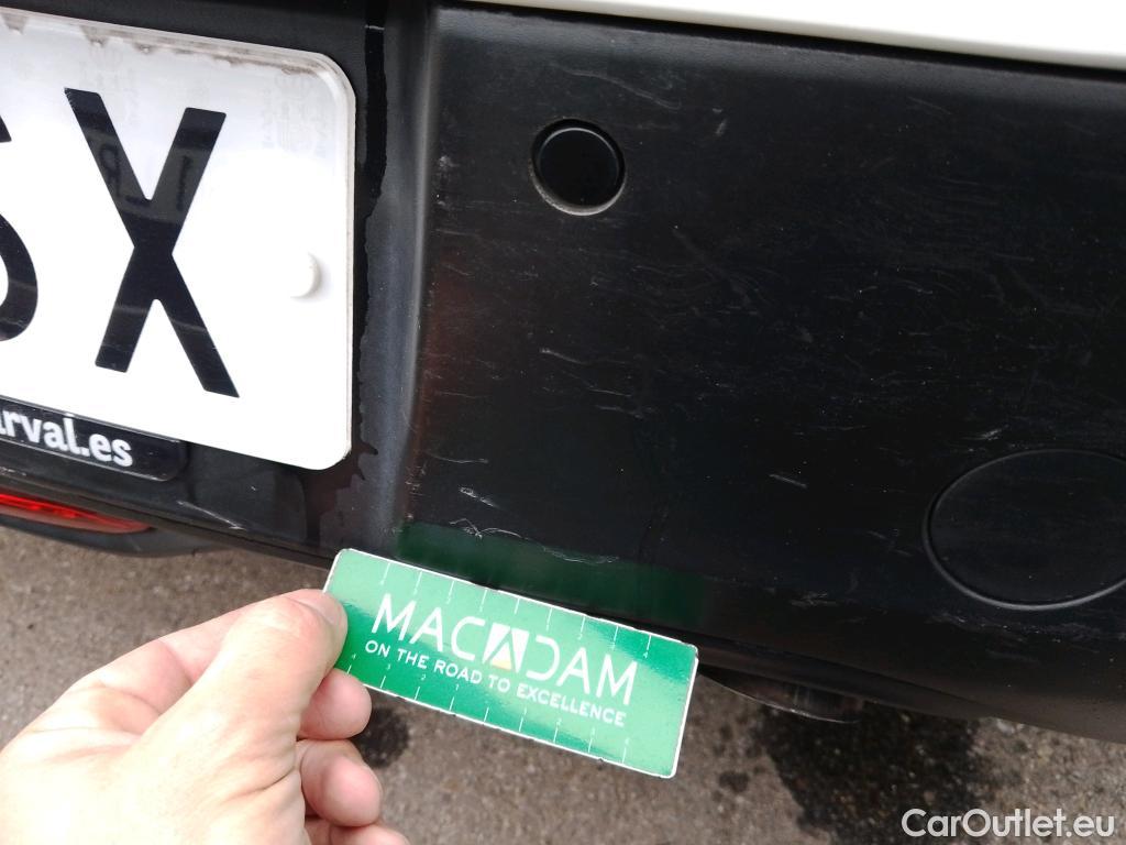  Peugeot  208 PEUGEOT  / 2019 / 5P / berlina con portón BlueHDi 73kW (100CV) Active Pack (AC) #15