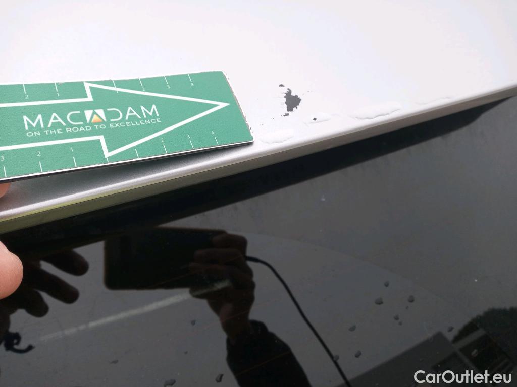  Toyota  RAV4 TOYOTA  / 2018 / 5P / todoterreno 2.5l 220H Advance #19