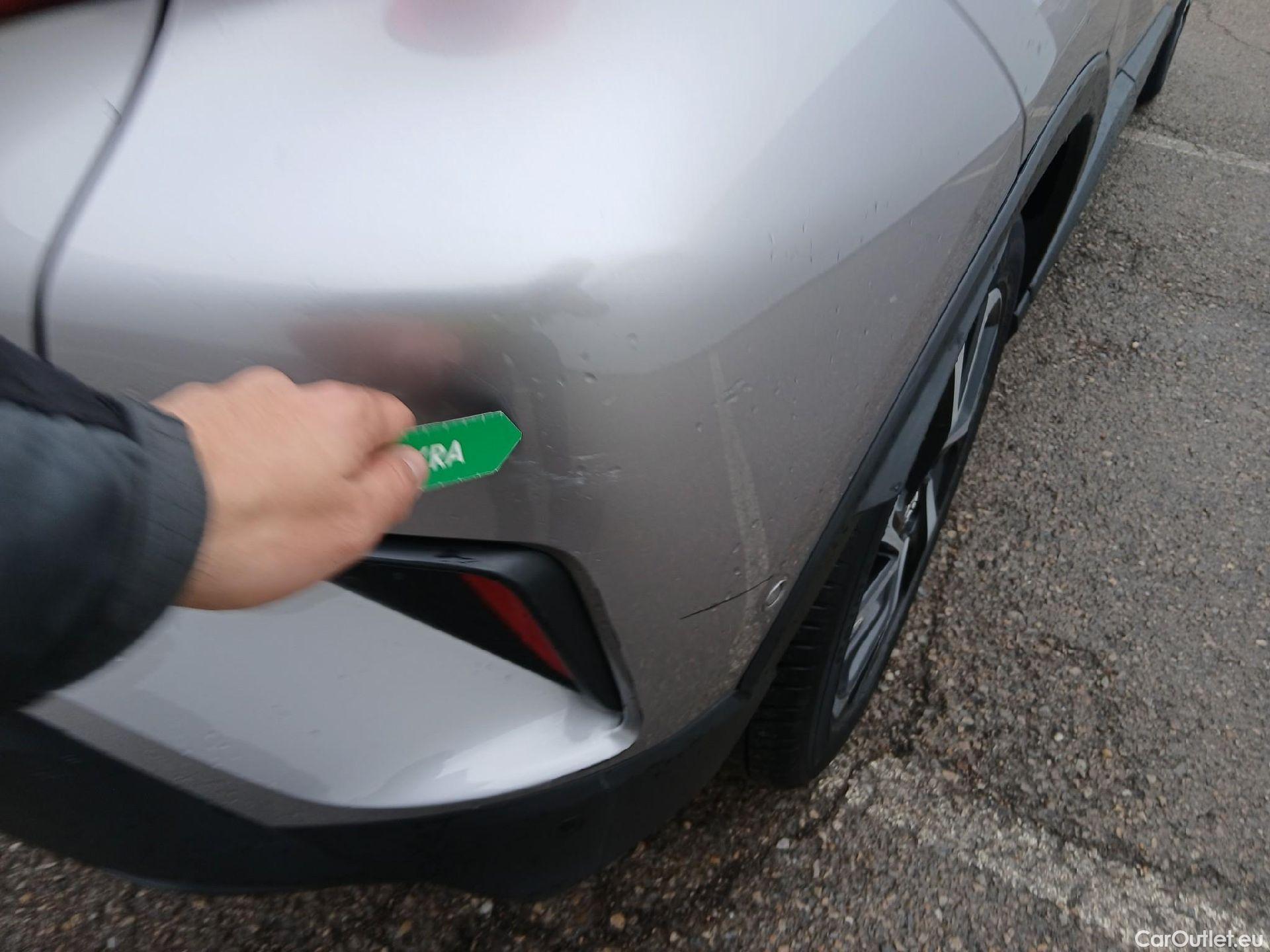  Toyota  C-HR TOYOTA  / 2016 / 5P / todoterreno 1.8 125H Advance (CX) #17