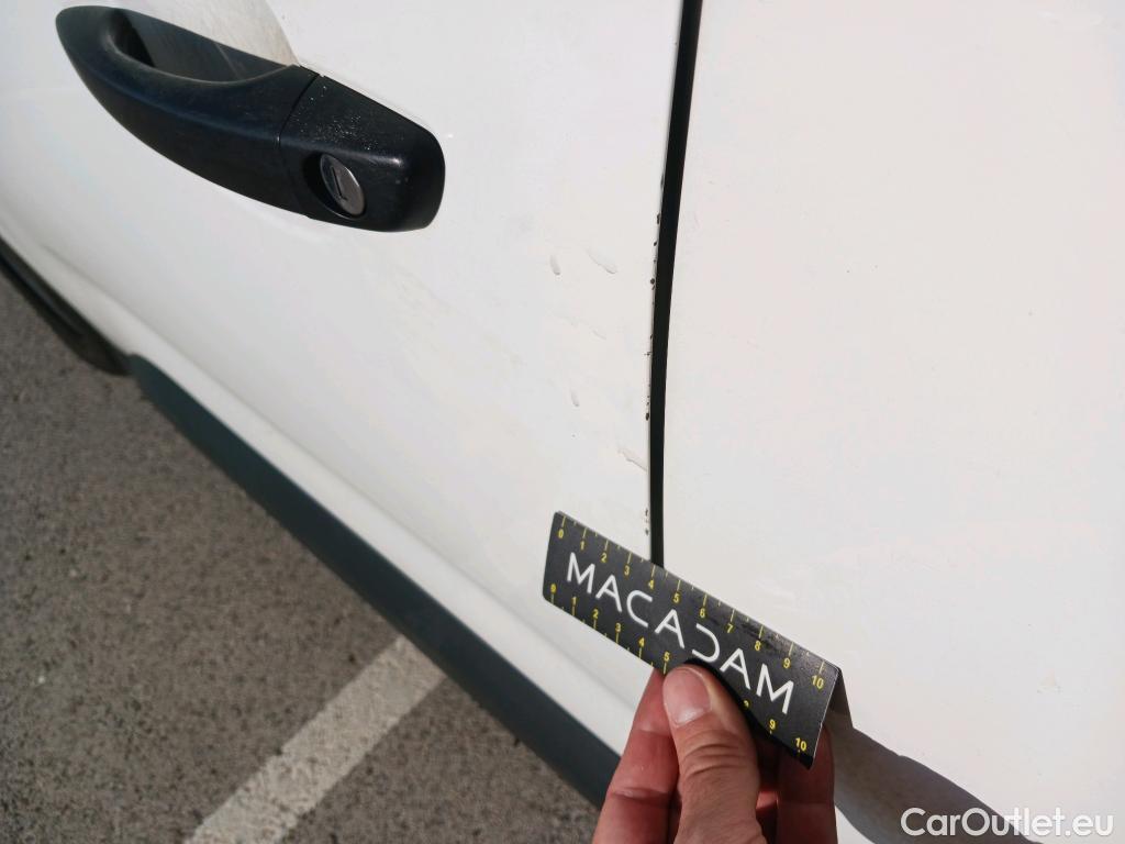  Citroen  Berlingo CITROEN  / 2018 / 3P / furgón derivado de turismo Talla M BlueHDi 73kW CONTROL #46