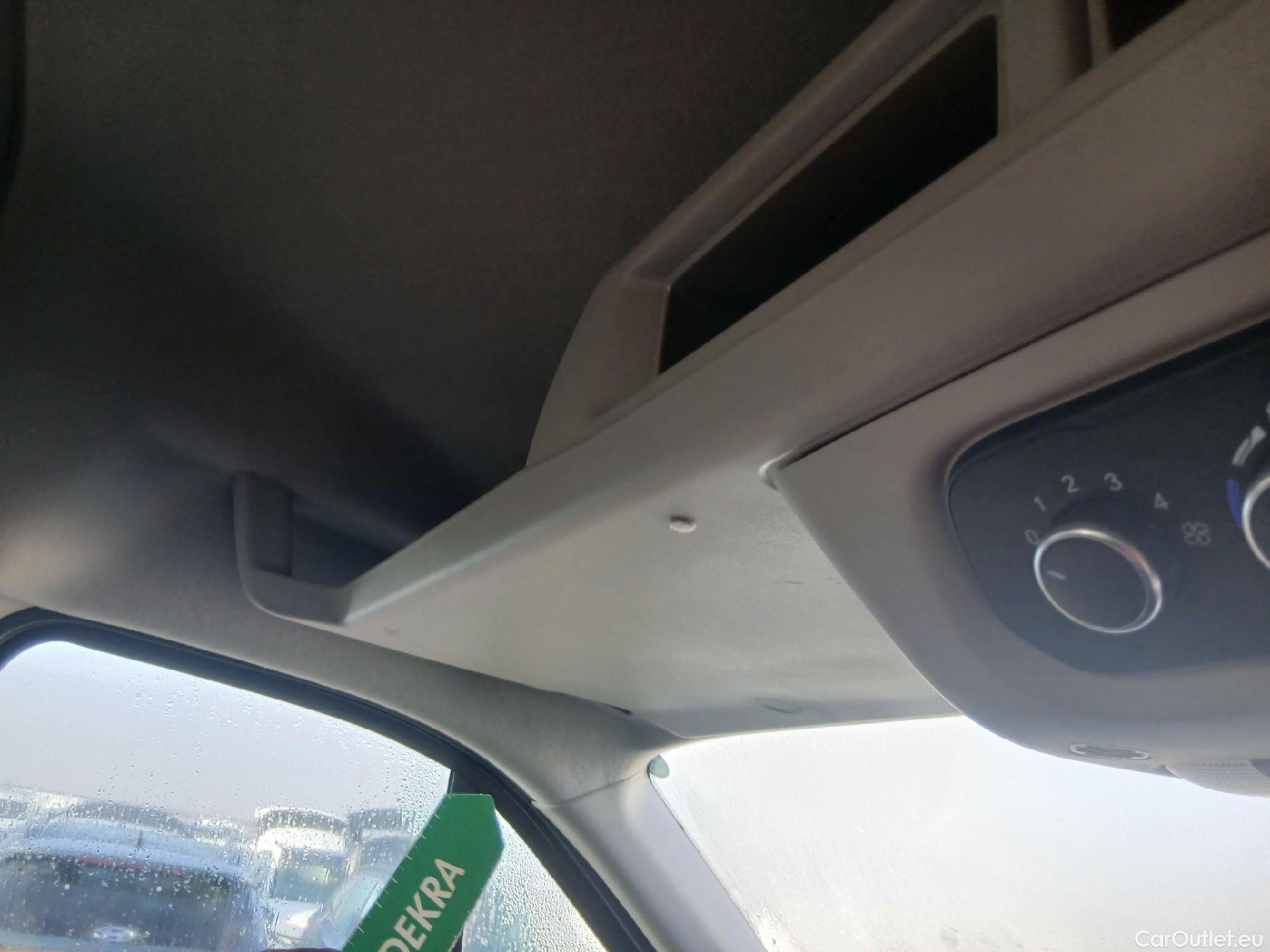  Ford  Transit FORD  / 2013 / 4P / combi 350 96kW L2H2 Kombi Trail MHEV #24