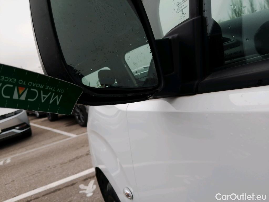  Citroen  Berlingo CITROEN  / 2018 / 5P / furgón derivado de turismo Doble Cab. Talla XL BlueHDi 100 CONTROL #24