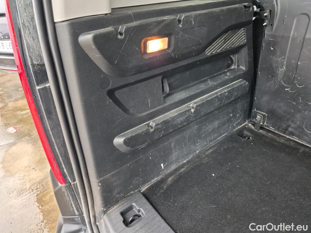  Land Rover  Discovery FIAT Doblò / 2022 / 5P / combi Combi (N1) BlueHDi 1.5 L 100CV (AC) #11