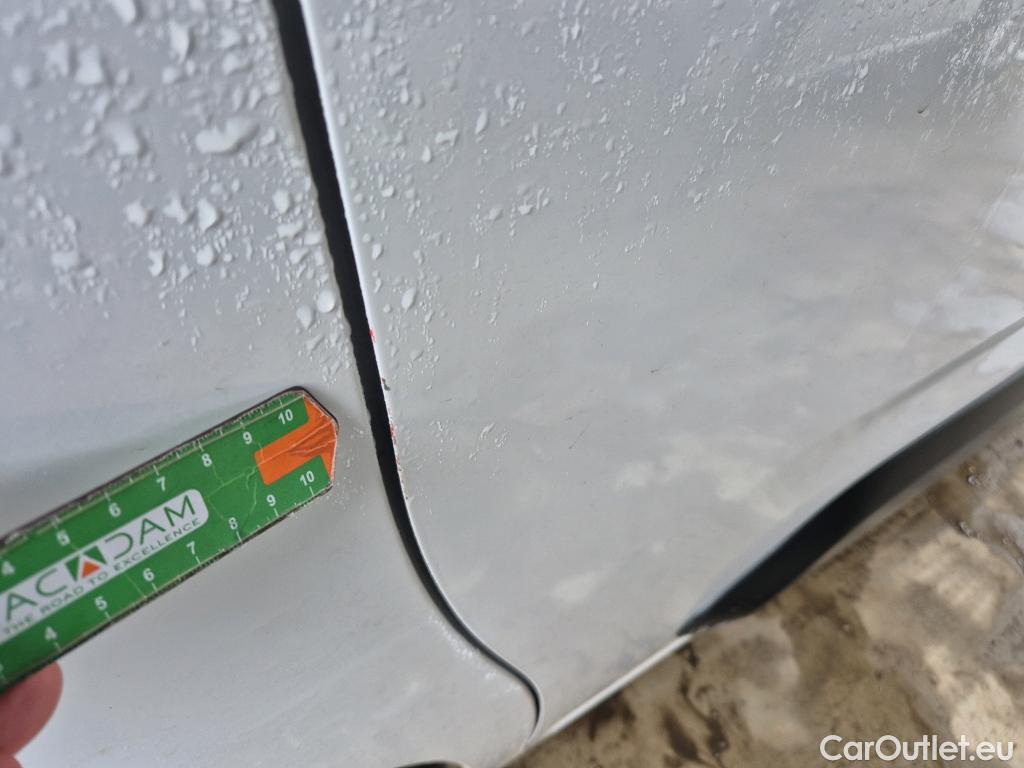  Land Rover  Discovery FIAT Doblò / 2022 / 5P / combi Combi (N1) BlueHDi 1.5 L 100CV (AC) #2