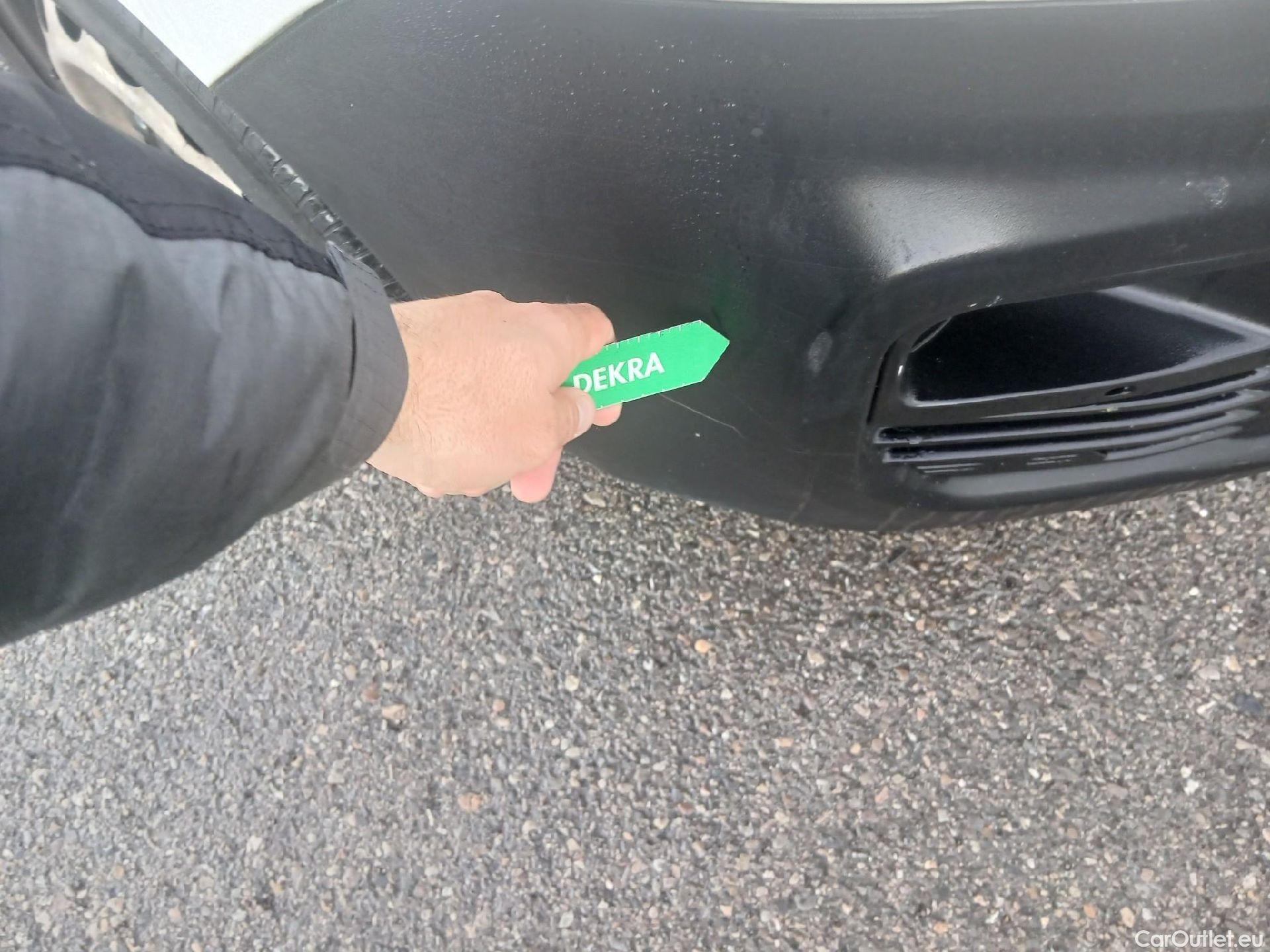  Citroen  Berlingo CITROEN  / 2018 / 4P / combi Talla M BlueHDi 100 S&S LIVE (IND) #1