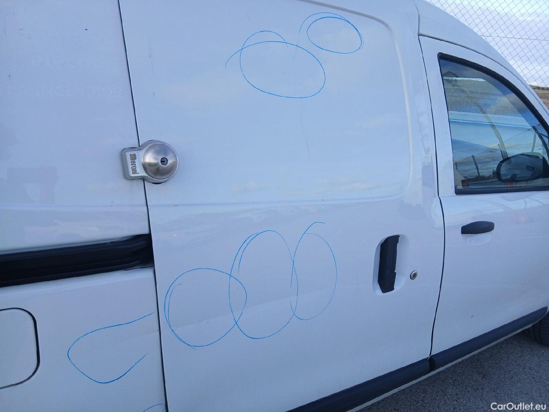  Dacia  Dokker DACIA  / 2013 / 4P / furgón derivado de turismo Van Essential 1.6 80kW (110CV) ECO-G #30