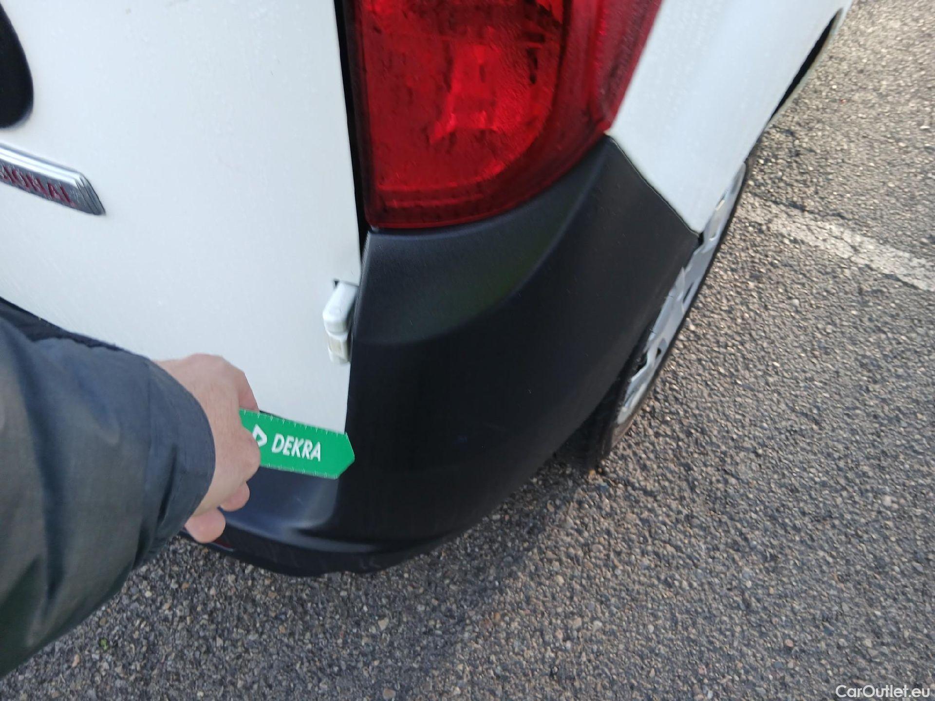  Fiat  Doblo FIAT Doblò Cargo/2015/4P/furgón derivado de turismo Cargo Maxi SX 1.6 Mjet 77kW (105CV) #13