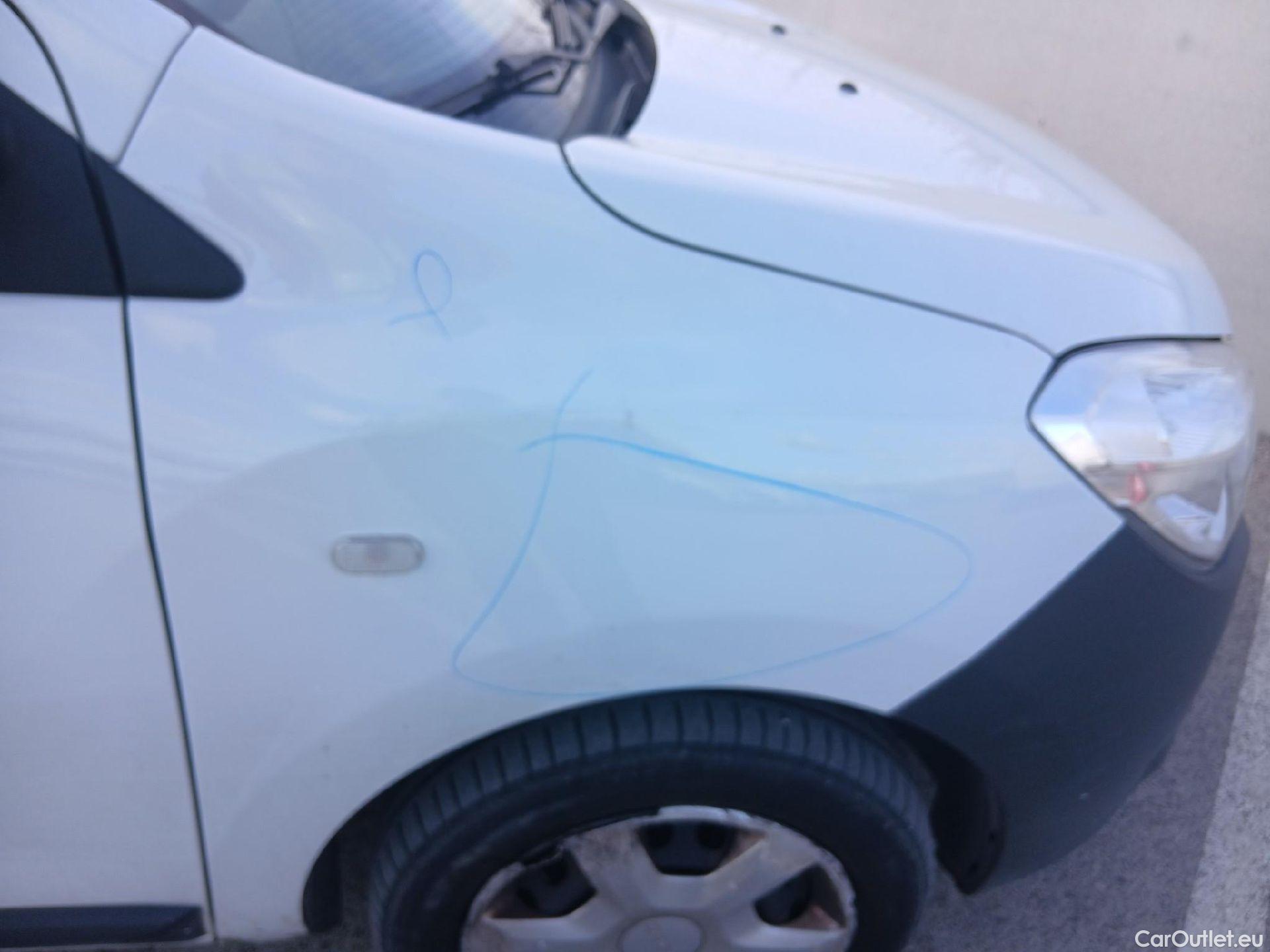  Dacia  Dokker DACIA  / 2013 / 4P / furgón derivado de turismo Van Essential 1.6 80kW (110CV) ECO-G #33