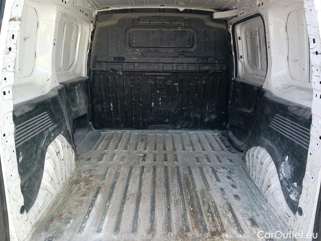  Citroen  Berlingo CITROEN  / 2018 / 3P / furgón derivado de turismo Talla M BlueHDi 73kW CONTROL #47