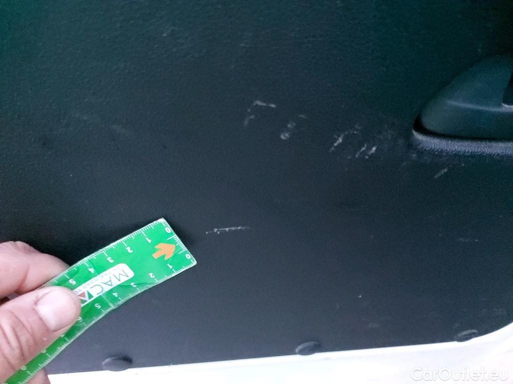  Citroen  Berlingo CITROEN  COMBI Talla M BlueHDi 100 S&S LIVE #8