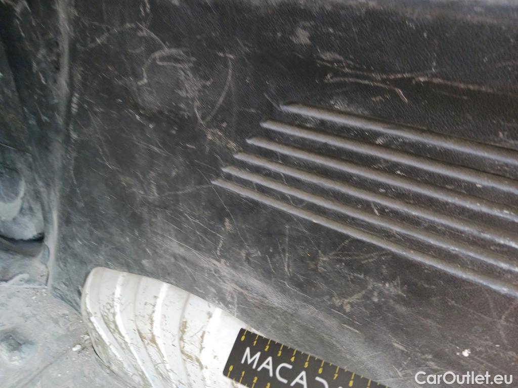  Citroen  Berlingo CITROEN  / 2018 / 3P / furgón derivado de turismo Talla M BlueHDi 73kW CONTROL #32