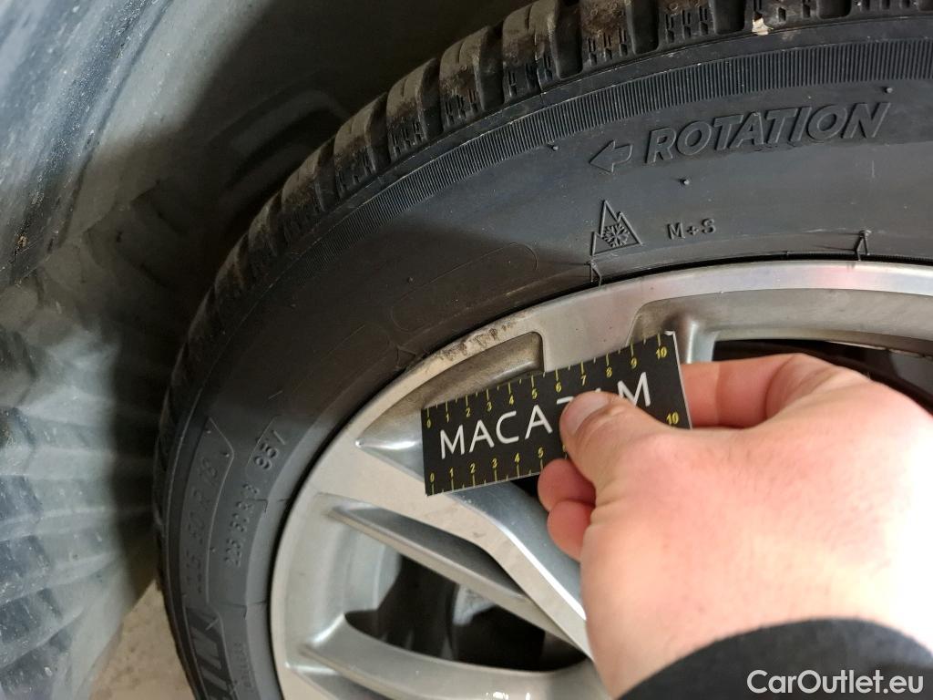  Bmw  X1 Série  sDrive18d Lounge 2.0 150CV BVA8 E6d #13