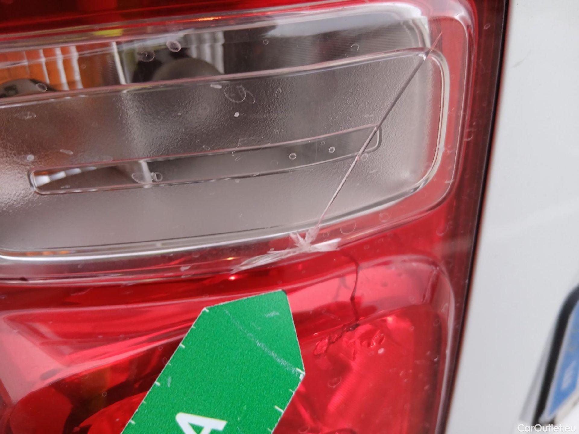  Opel  Vivaro OPEL  / 2019 / 4P / furgón Campaña F2ML 1.5 Diésel 74kW(100CV)M Std Exp #23