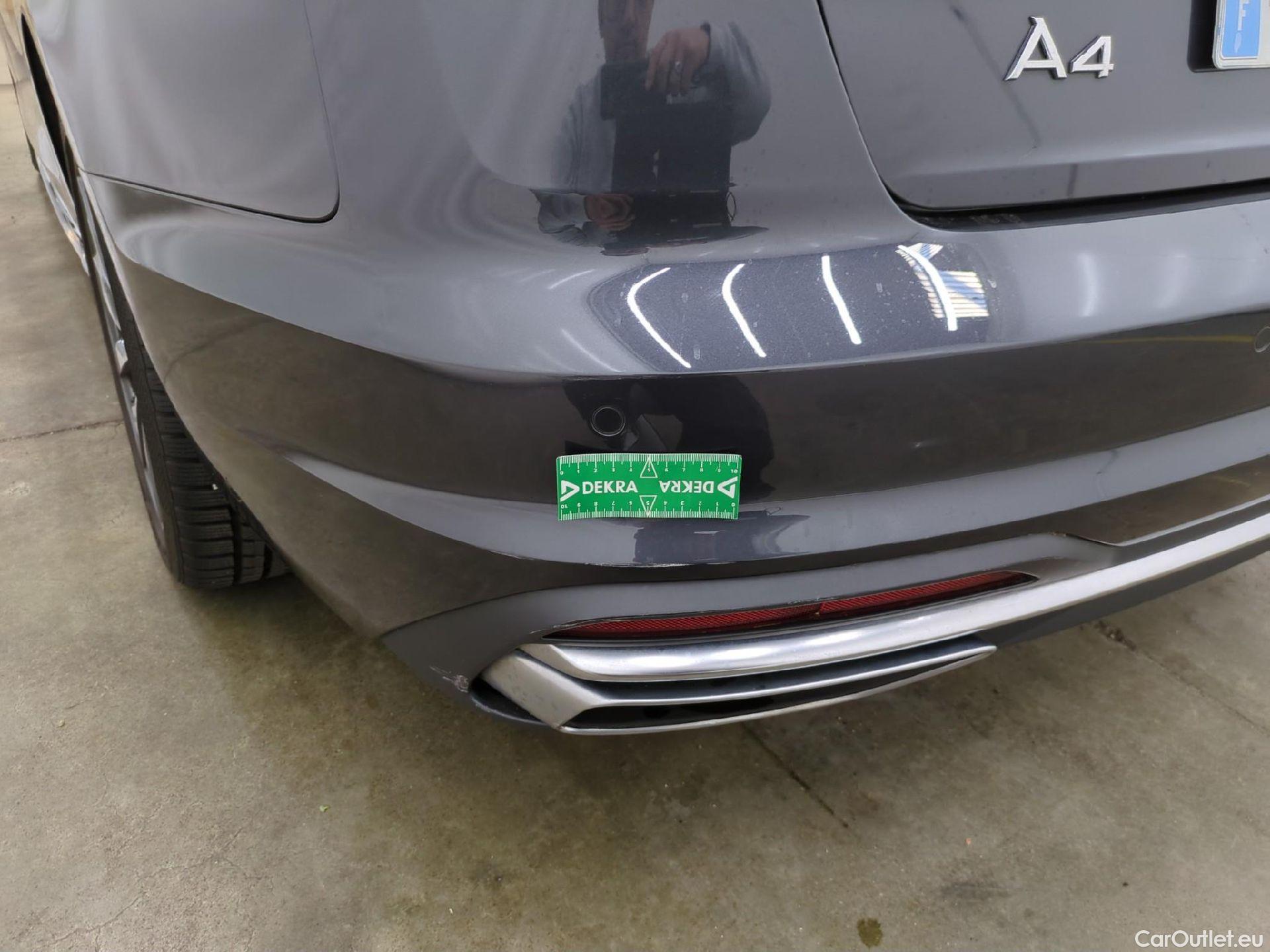  Audi  A4 AUDI  / 2019 / 4P / Berline 35 TFSI 150 S Tronic Avus #32